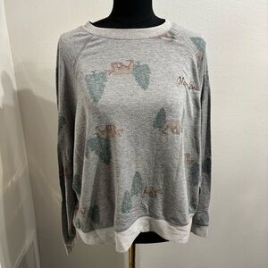 Altar’d State Mama Bear Crew Neck Size Medium Cozy Outdoors Loungewear